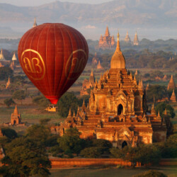 KONICA MINOLTA DIGITAL CAMERA